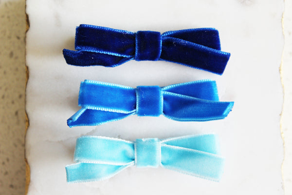 Blue Velvet Bow Set